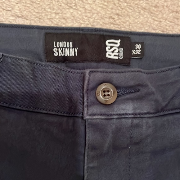 Like new - Picture 4 of 4